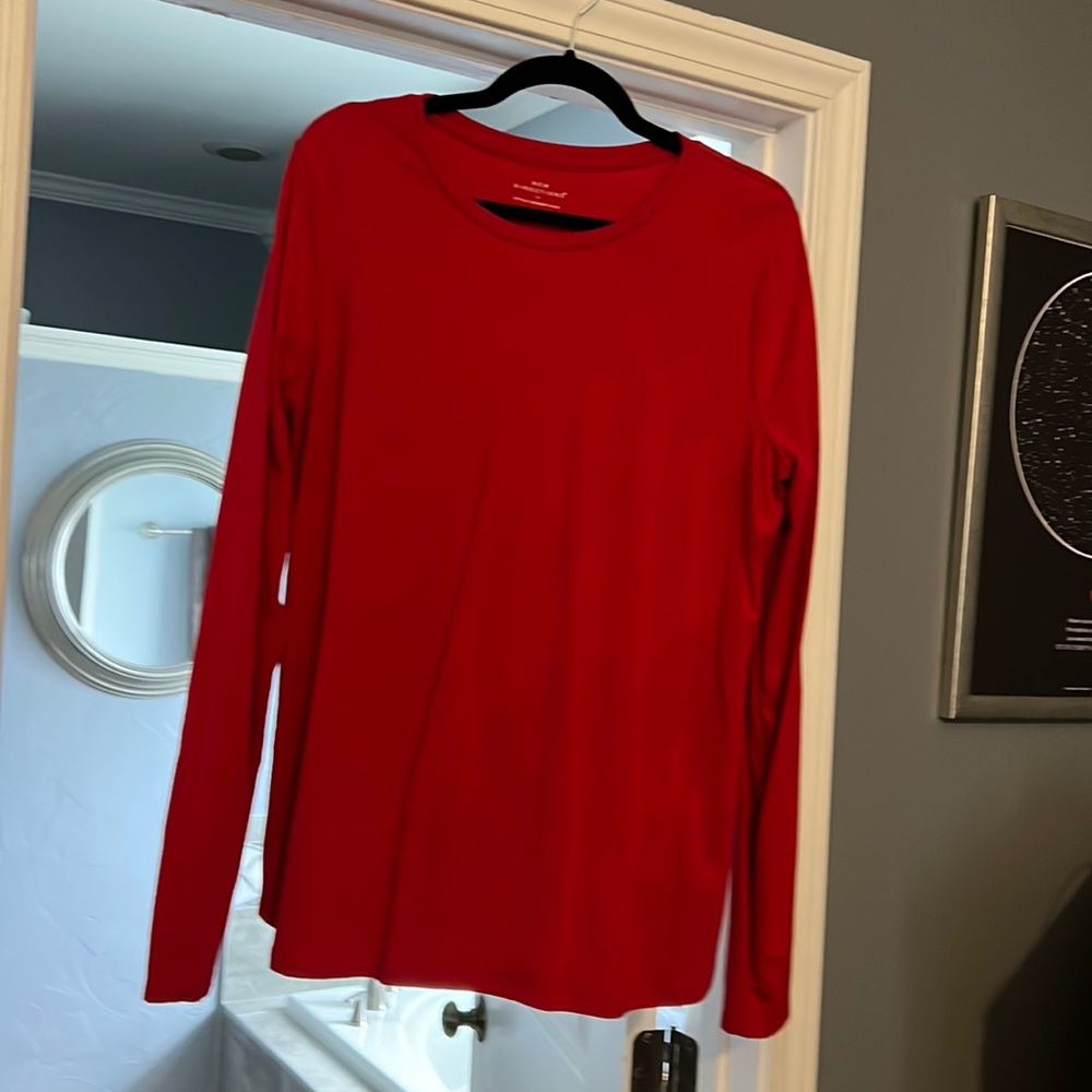 Long sleeve tee
